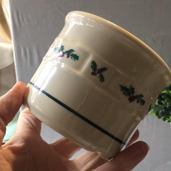 Vintage Longaberger Christmas pint crock - Picture 4 of 9
